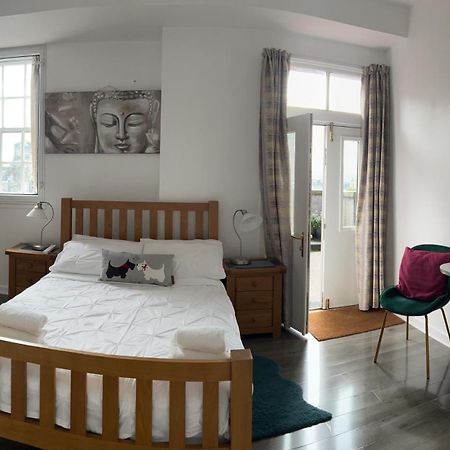 Old Town View Apartment Edinburgh Dış mekan fotoğraf