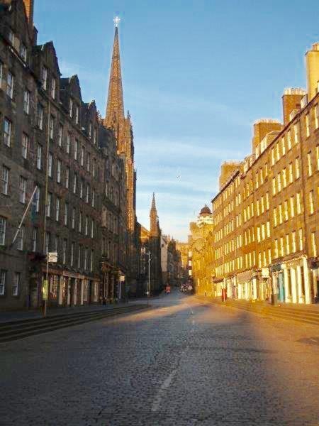 Old Town View Apartment Edinburgh Dış mekan fotoğraf