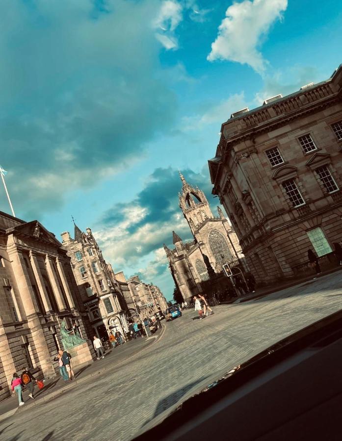 Old Town View Apartment Edinburgh Dış mekan fotoğraf